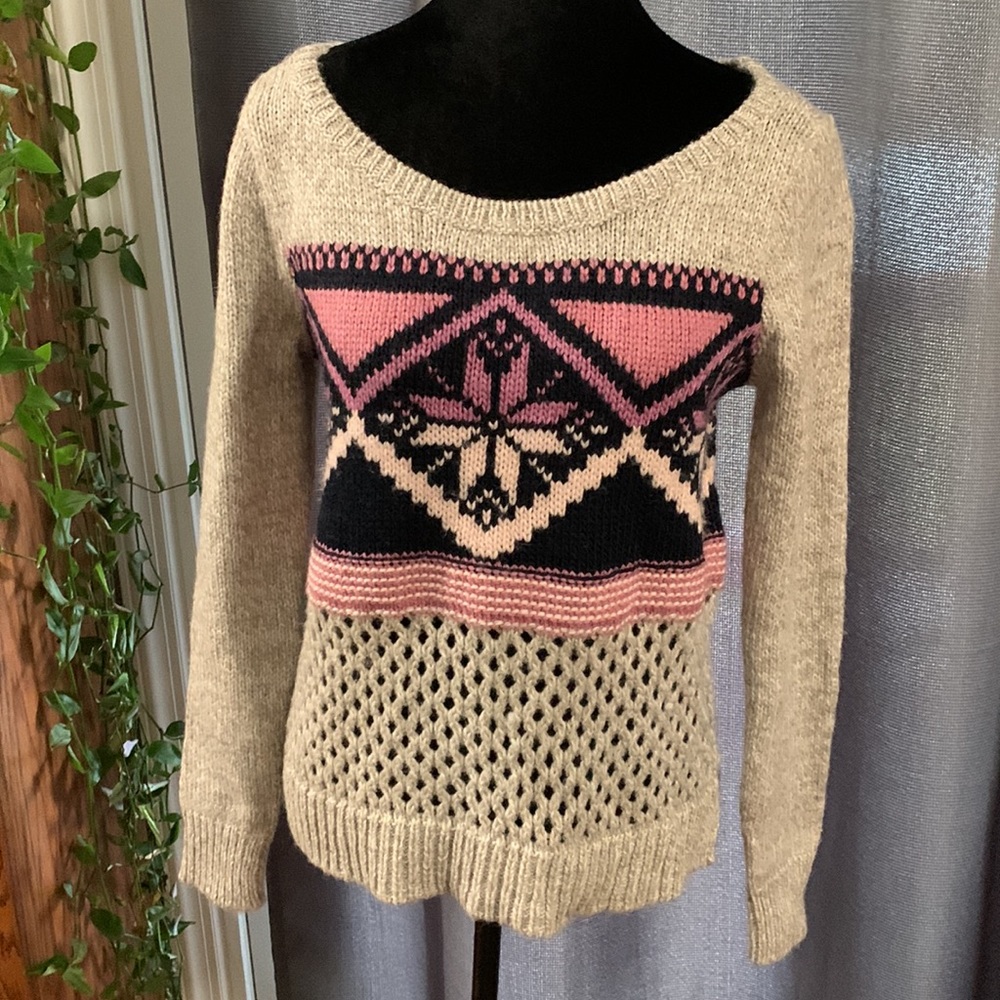 NWOT American Eagle sweater size small